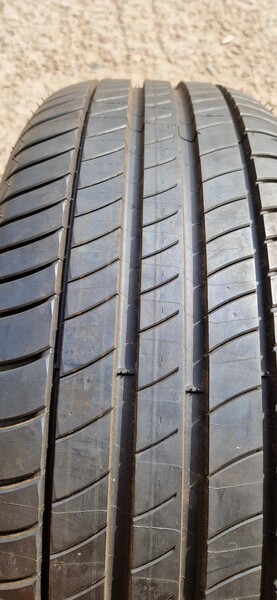 Фотография 2 - Michelin R18 летние шины для автомобилей