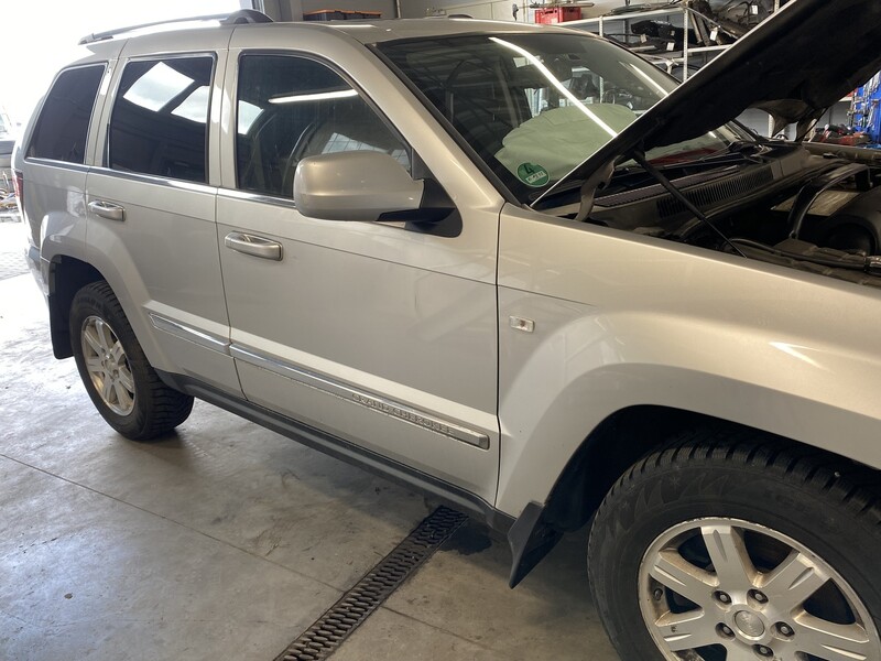 Photo 11 - Jeep Grand Cherokee III 2009 y parts