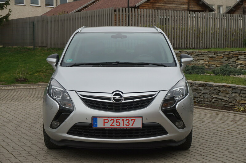 Photo 7 - Opel Zafira Tourer 2013 y Van