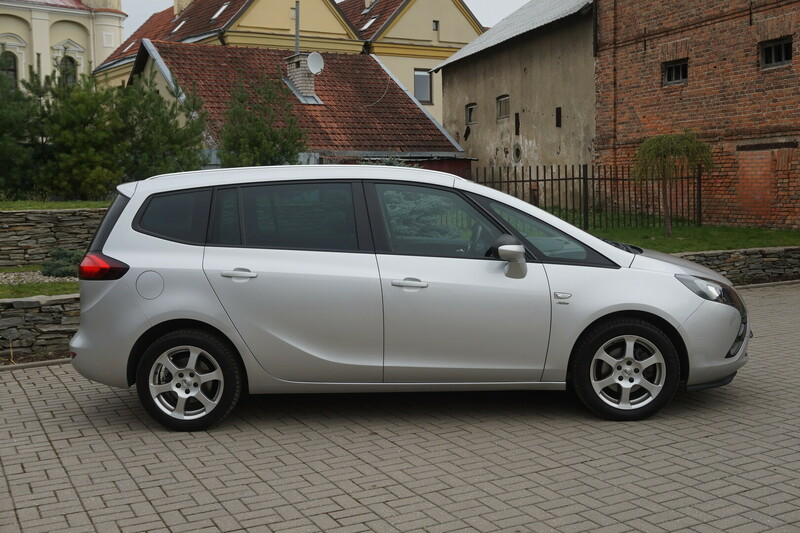 Photo 5 - Opel Zafira Tourer 2013 y Van