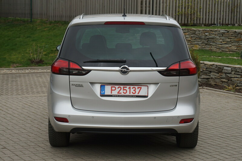 Photo 11 - Opel Zafira Tourer 2013 y Van