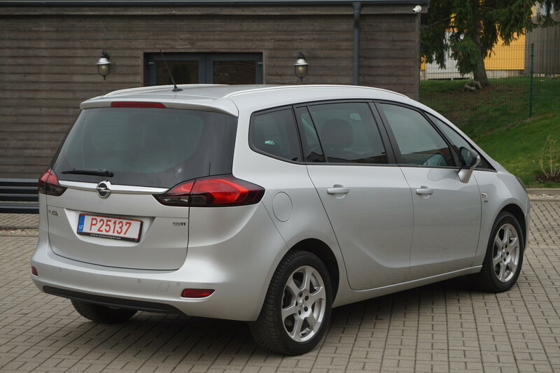 Photo 4 - Opel Zafira Tourer 2013 y Van