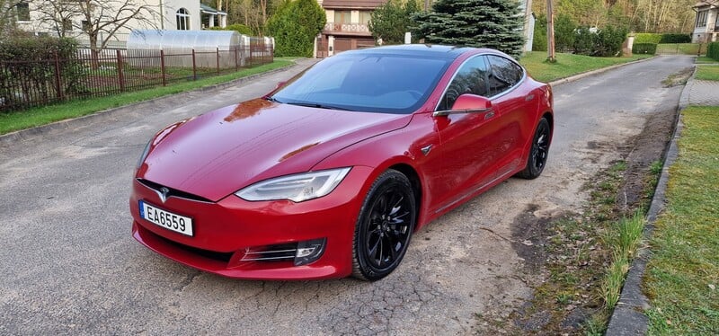 Фотография 5 - Tesla Model S 100D LONG RANGE 2018 г