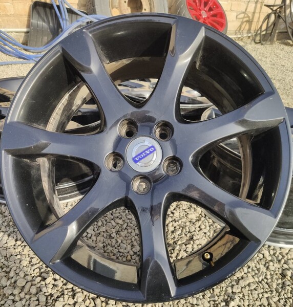 Light alloy R18 rims