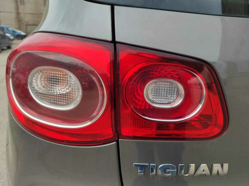 Photo 11 - Volkswagen Tiguan 2010 y parts