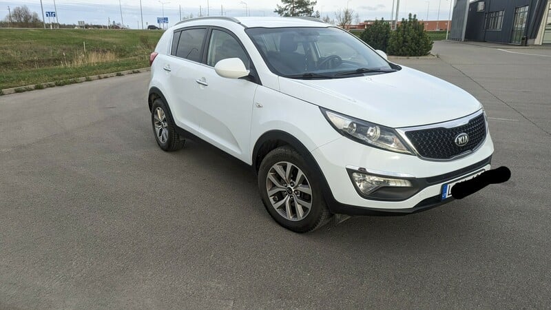 Фотография 2 - Kia Sportage 2016 г Внедорожник / Кроссовер