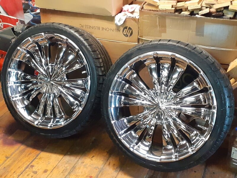 Photo 5 - 300C light alloy R22 rims