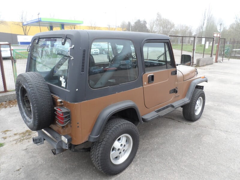 Photo 12 - Jeep Wrangler 1987 y Off-road / Crossover