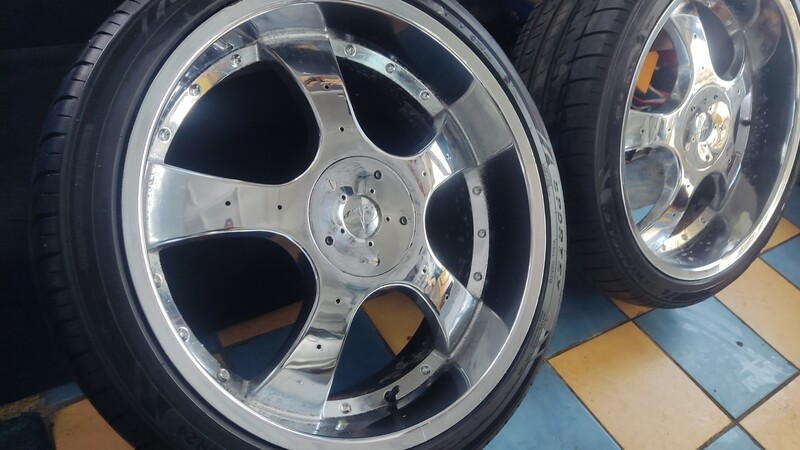 Photo 10 - Light alloy R24 rims