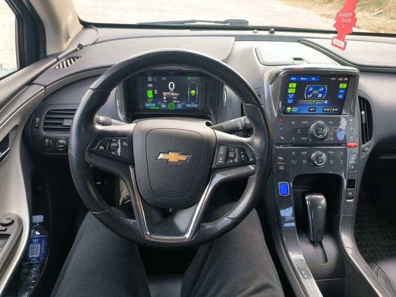 Nuotrauka 9 - Chevrolet Volt 2013 m Sedanas