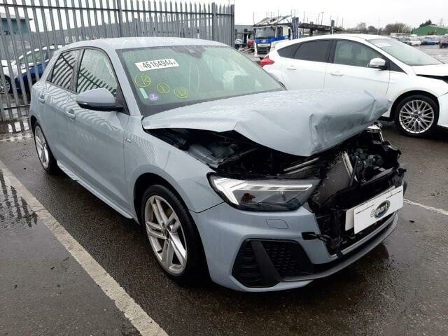 Photo 2 - Audi A1 2022 y parts