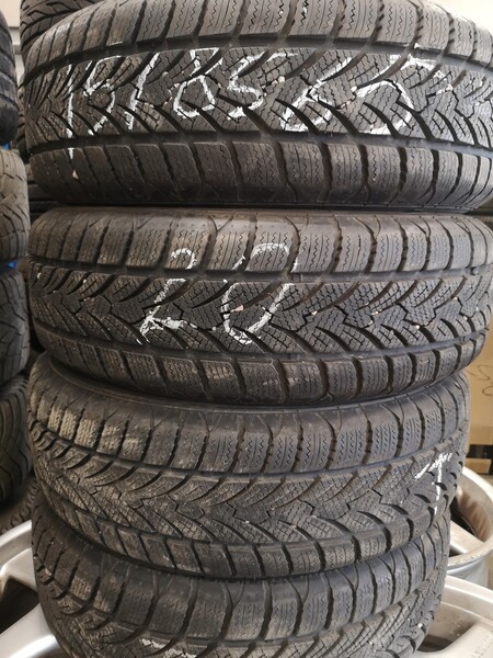 Photo 1 - R15 universal tyres passanger car