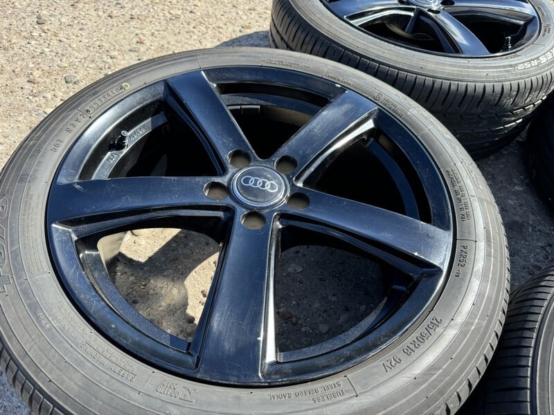 Photo 2 - Audi Siunciam, 8J ET45 light alloy R18 rims