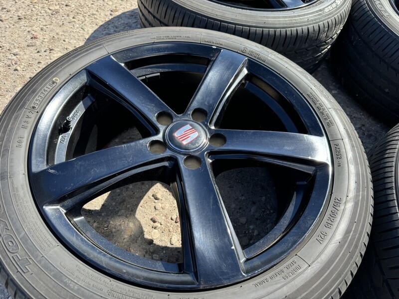 Photo 2 - Seat Siunciam, 8J ET45 light alloy R18 rims