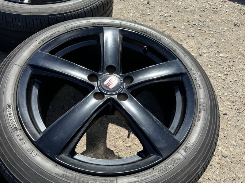 Photo 3 - Seat Siunciam, 8J ET45 light alloy R18 rims