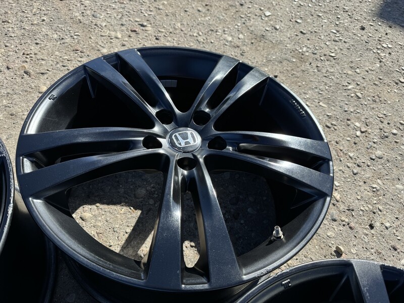 Photo 4 - Honda Siunciam, 8J ET50 light alloy R18 rims