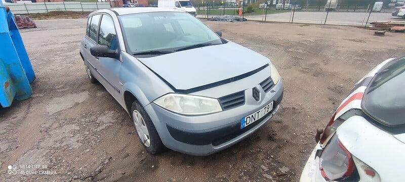 Photo 2 - Renault Megane 2003 y parts