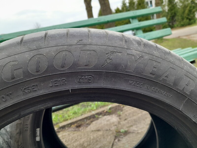 Photo 4 - Goodyear R17 summer tyres passanger car