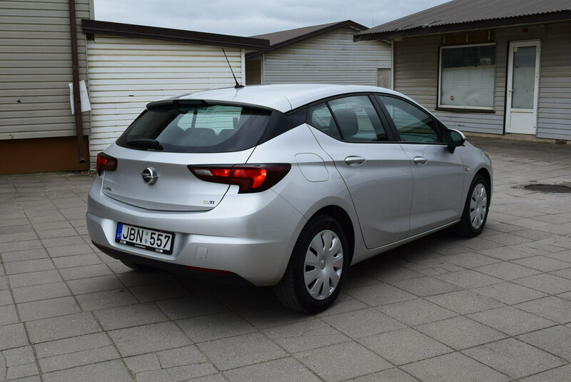 Photo 7 - Opel Astra 2015 y Hatchback