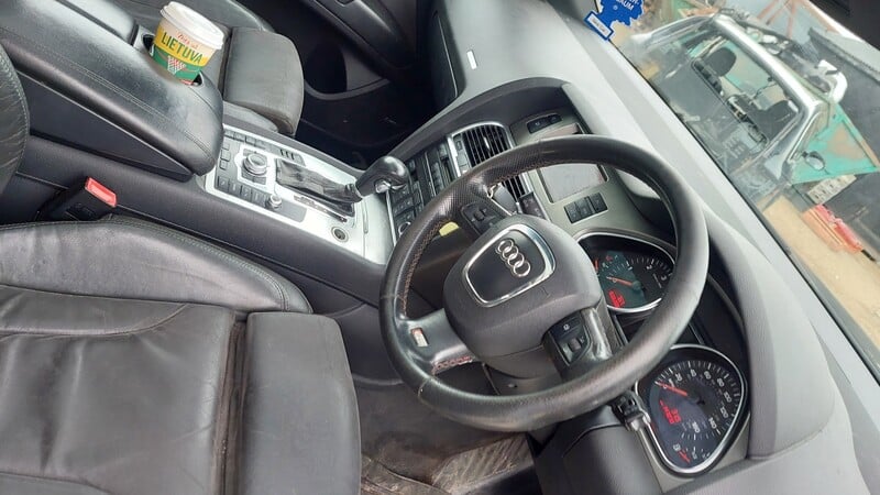 Photo 9 - Audi Q7 2007 y parts