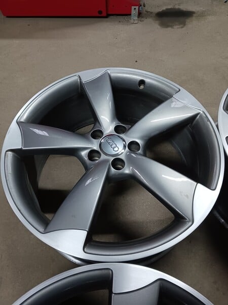 Photo 2 - Audi light alloy R20 rims