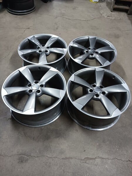 Photo 7 - Audi light alloy R20 rims