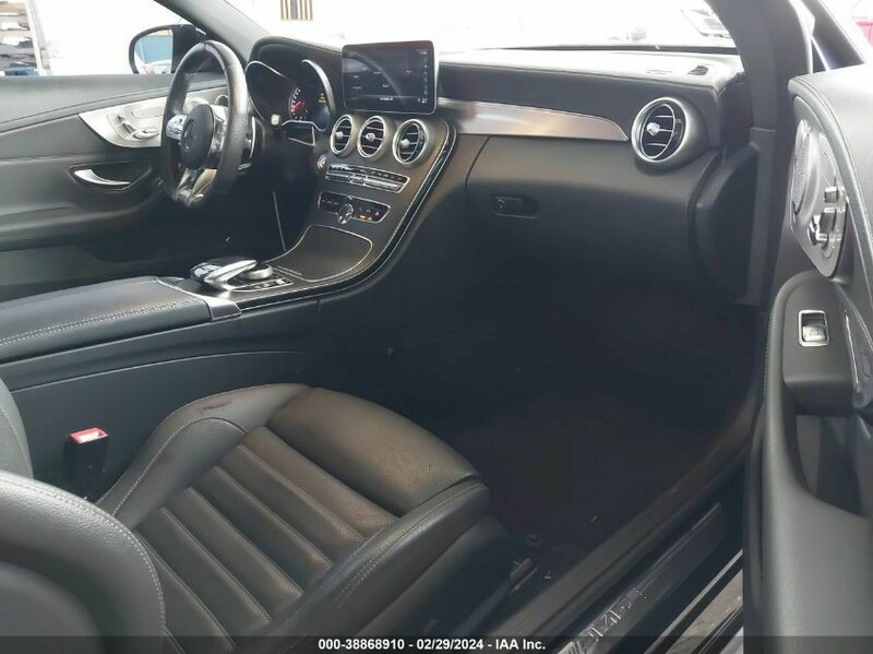 Фотография 6 - Mercedes-Benz C 43 AMG 2019 г Купе