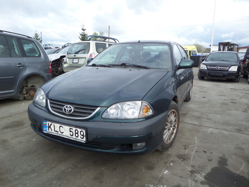 Nuotrauka 1 - Toyota Avensis D-4D Sol 2002 m