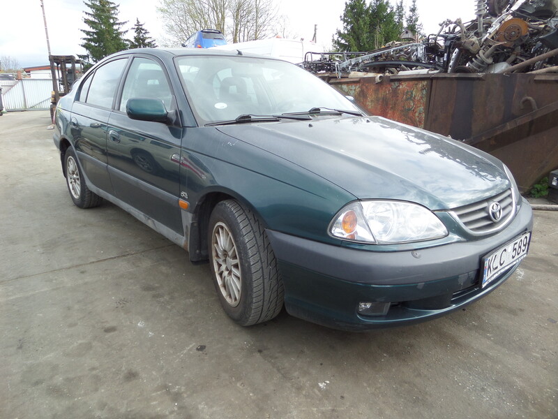 Nuotrauka 2 - Toyota Avensis D-4D Sol 2002 m