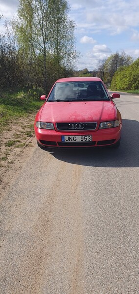 Audi A4 1998 y Sedan