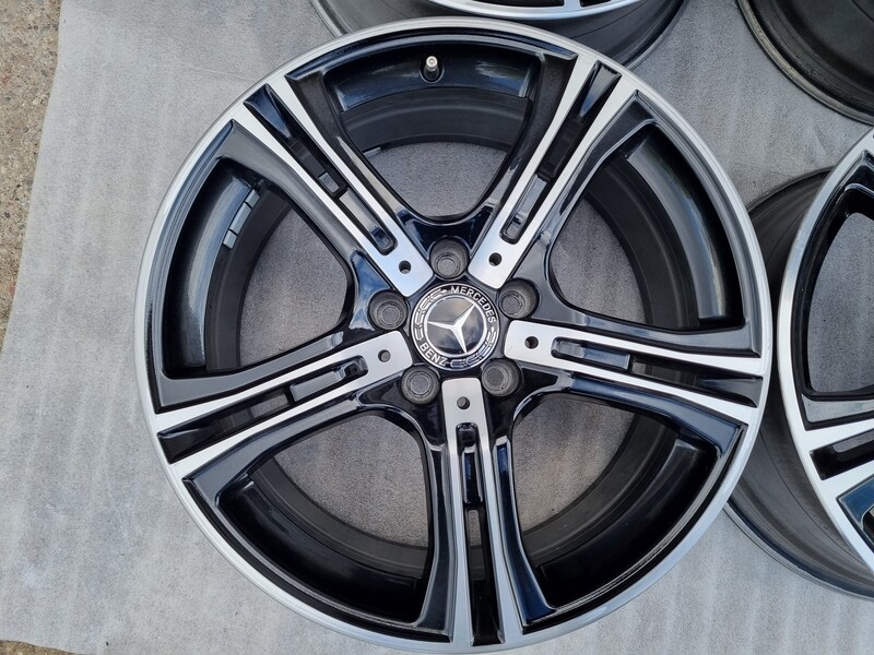 Фотография 4 - Mercedes-Benz E 300 R18 литые диски