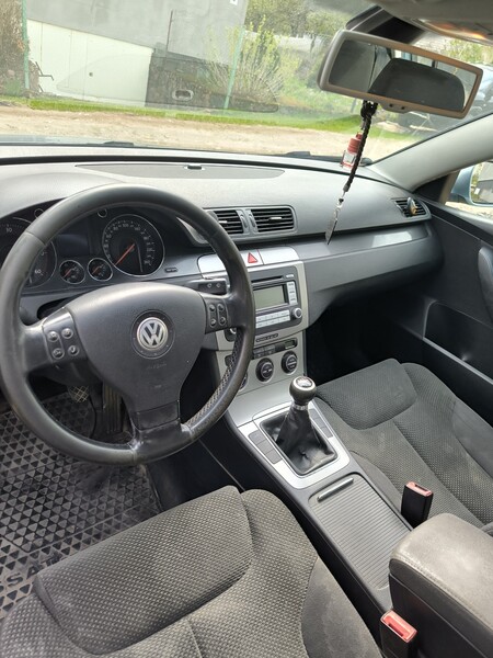 Фотография 6 - Volkswagen Passat 2005 г Седан