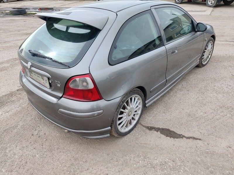 Photo 4 - Mg Zr 2001 y parts