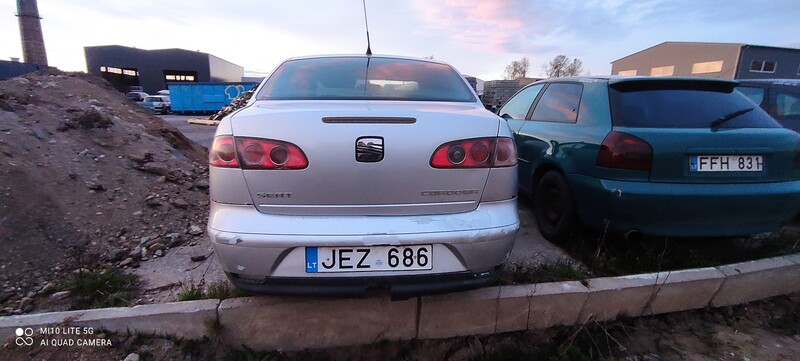 Photo 5 - Seat Cordoba 2005 y parts