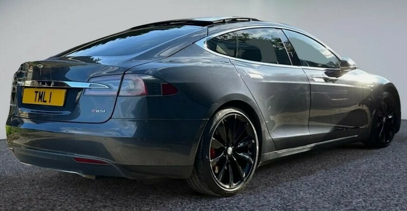 Nuotrauka 4 - Tesla Model S 2014 m dalys