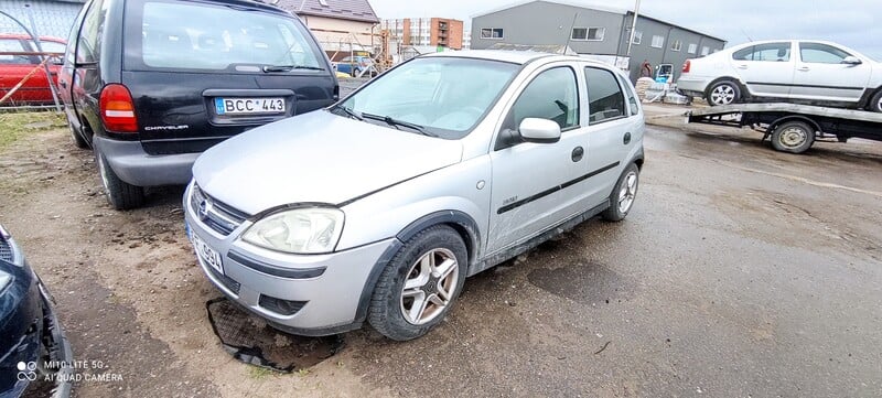 Photo 1 - Opel Corsa 2003 y parts