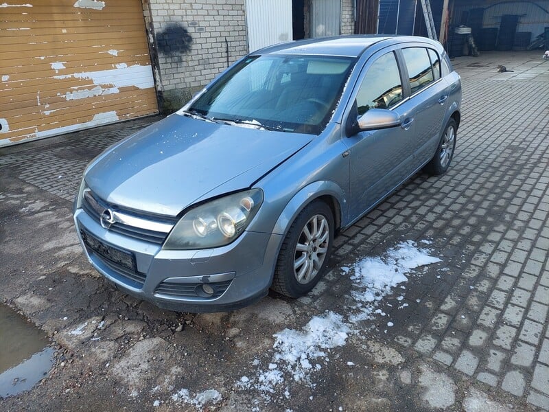 Фотография 4 - Opel Astra 2008 г запчясти