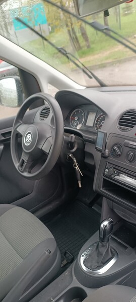 Фотография 8 - Volkswagen Caddy III 2011 г