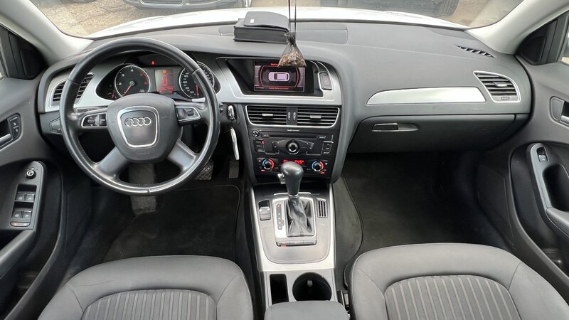 Фотография 13 - Audi A4 TDI 2010 г