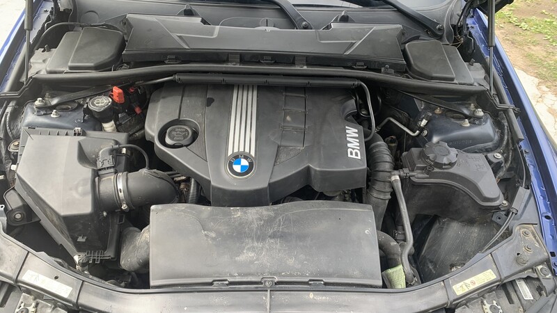 Photo 12 - Bmw 318 d Touring 2008 y