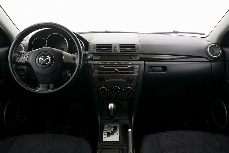 Фотография 5 - Mazda 3 2006 г Хэтчбек