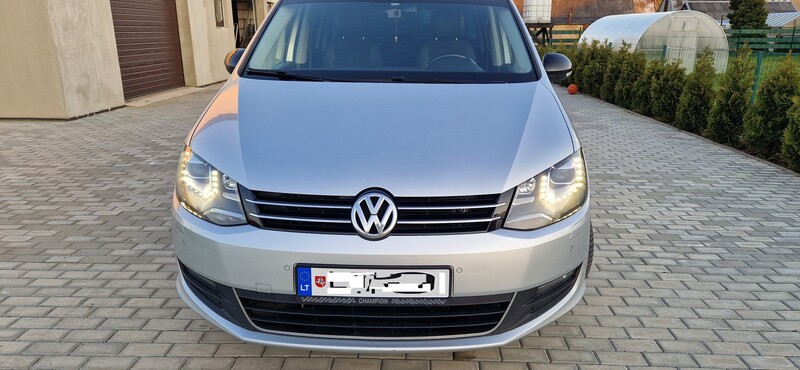 Volkswagen Sharan 2012 y Van