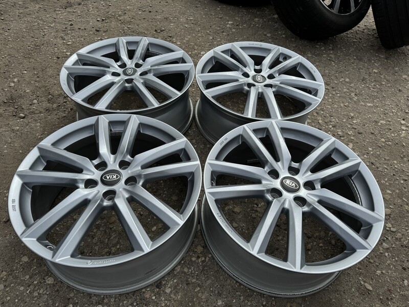 Kia R19 light alloy rims