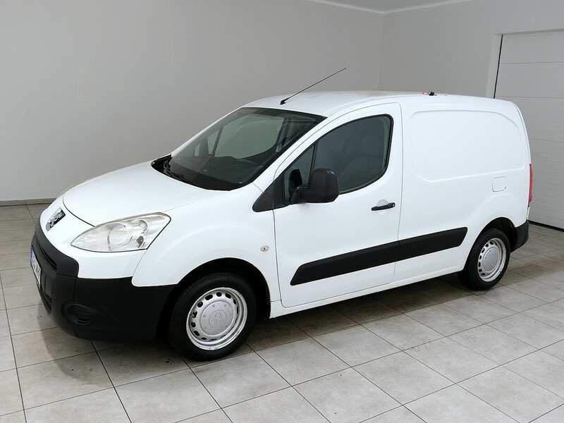 Photo 2 - Peugeot Partner 2012 y Combi minibus