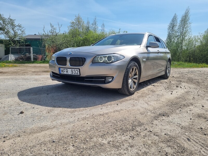 Photo 4 - Bmw 520 F10 d Touring 2013 y