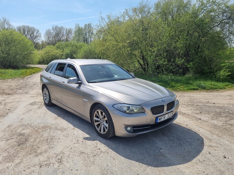Photo 11 - Bmw 520 F10 d Touring 2013 y