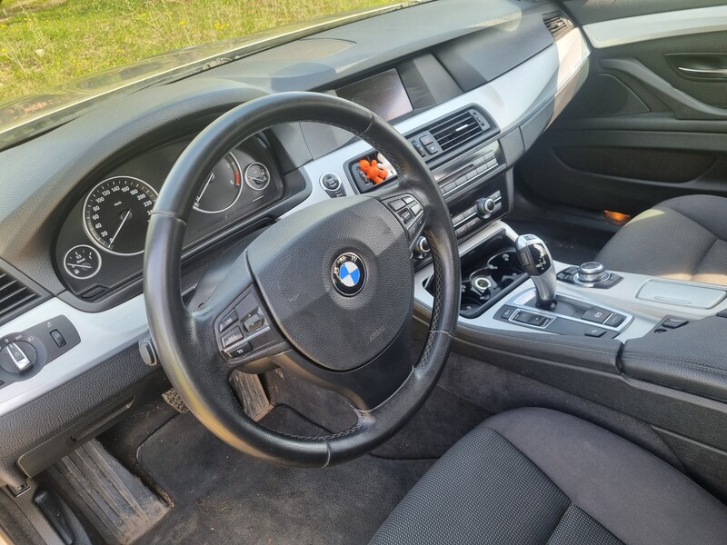 Photo 6 - Bmw 520 F10 d Touring 2013 y