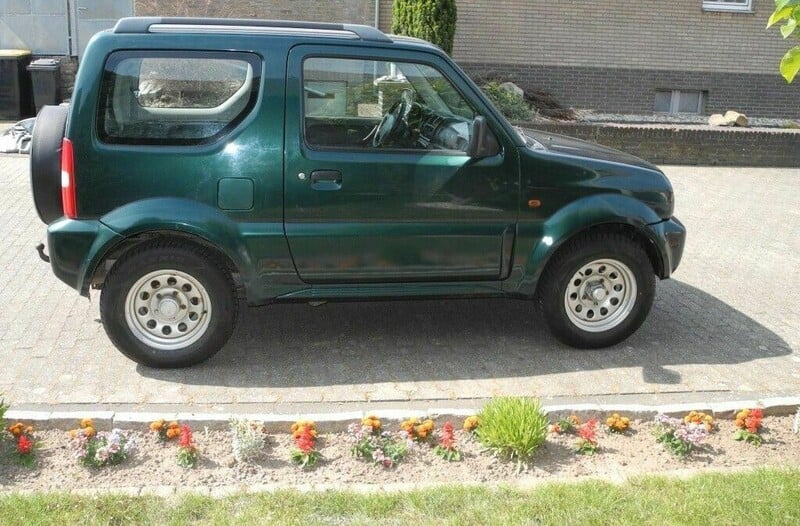 Photo 5 - Suzuki Jimny JLX 1999 y