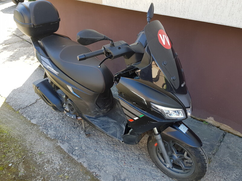 Photo 2 - Aprilia SR 2023 y Scooter / moped