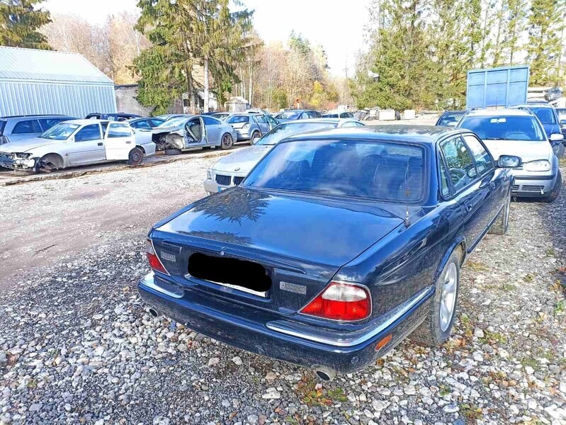 Photo 5 - Jaguar Xj X308 XJ executive 2000 y parts